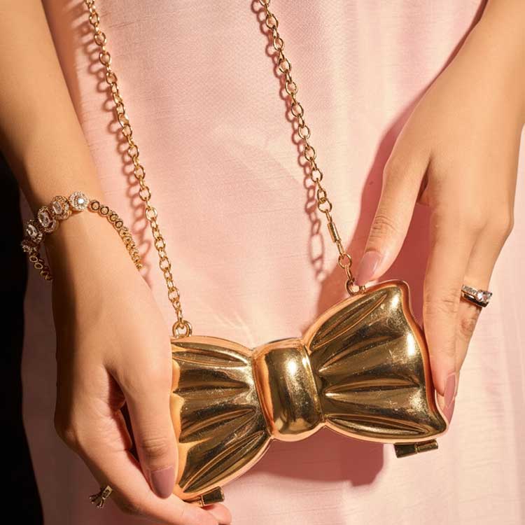 Bow Vogue - Dazzle by Sarah