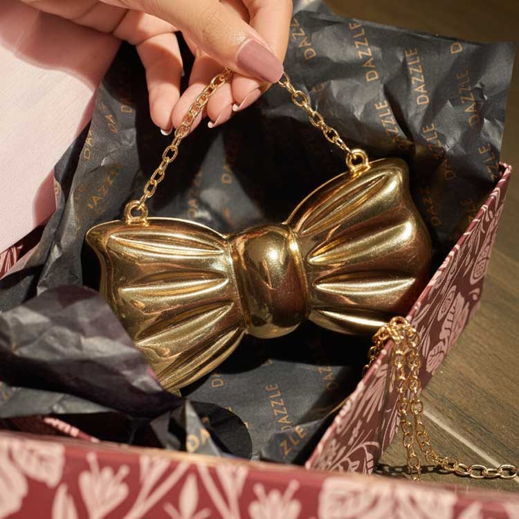 Bow Vogue - Dazzle by Sarah