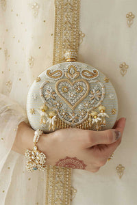 Chaand Mahal (Clutch)