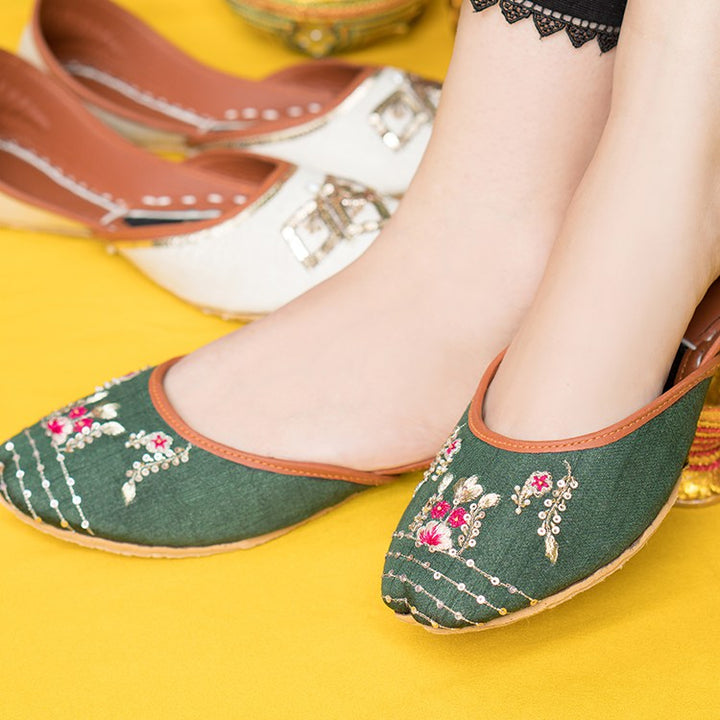 Garden-Khussa-kolhapuri-dazzle-by-sarah