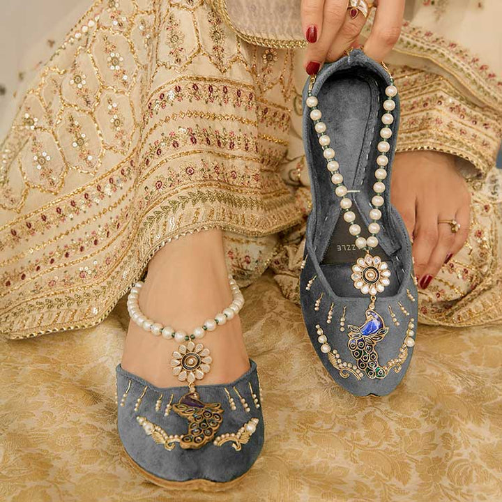 Husna-e-Jahan (GREY)