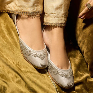 Jennifer (Grey) - Dazzle by Sarah