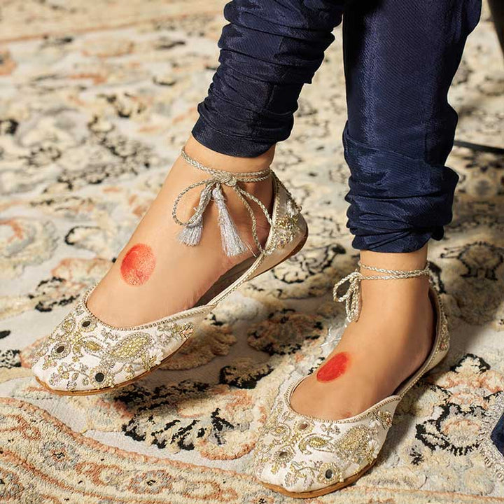Noor Mehal - Dazzle by Sarah