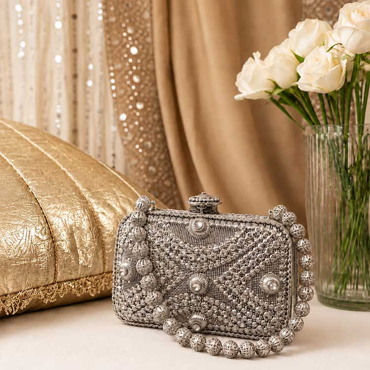 Madhuri (Silver)