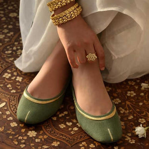 Munsifa (Olive Green)