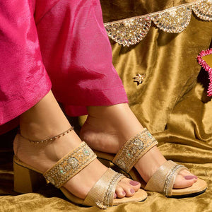 Nura - Dazzle by Sarah