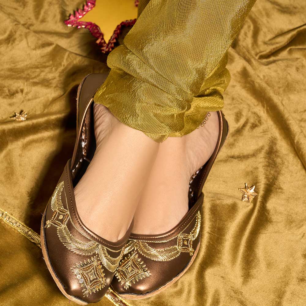 Ruqsar - Dazzle by Sarah