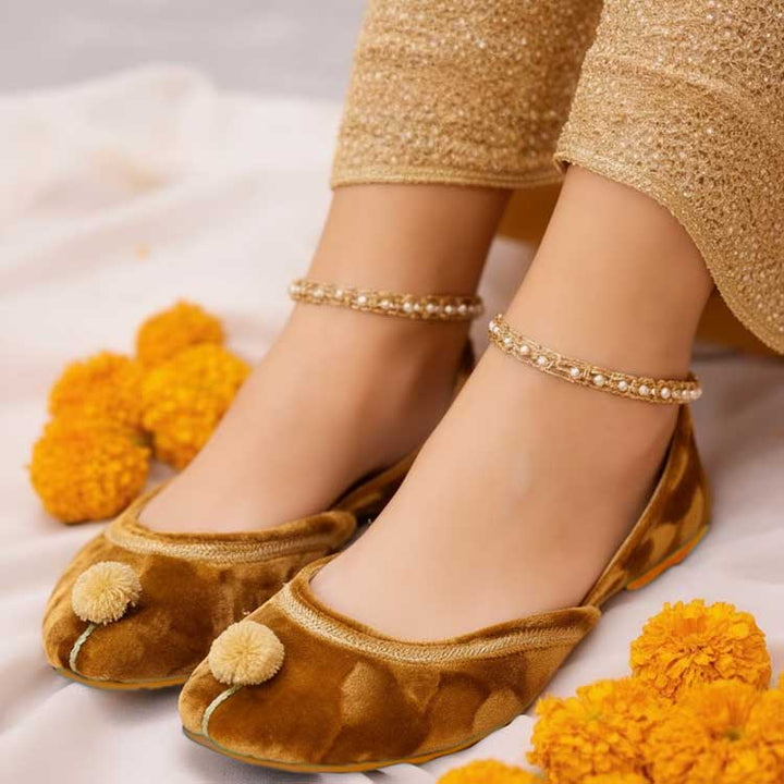 Sabaaq (Beige) - Dazzle by Sarah