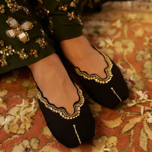 Sunehri Reet (Black)