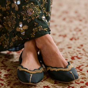 Sunehri Reet (Bottle Green)