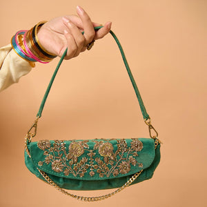 Harra-Khussa-kolhapuri-dazzle-by-sarah