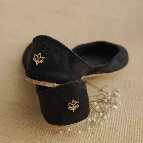 Riva (Black)